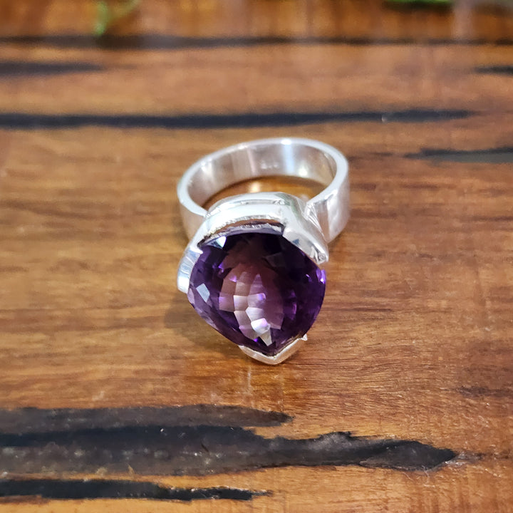 Amethyst - Ring - Mel'z Place