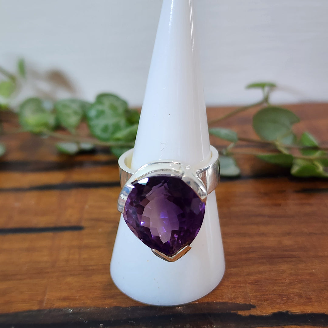Amethyst - Ring - Mel'z Place
