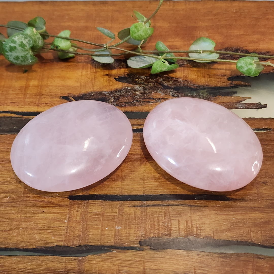 Rose Quartz - Palm Stone
