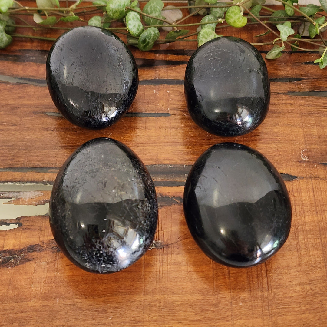 Black Tourmaline - Palm stones