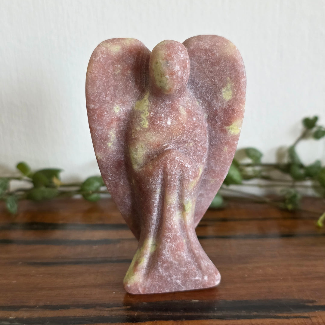 Serpentine and Red Aventurine  - Angel