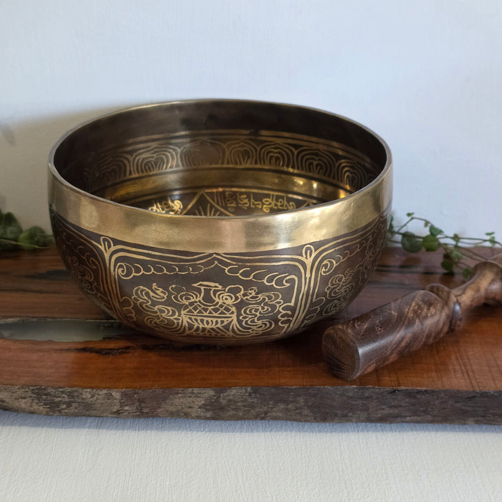 Tibetan Singing Bowl - Hand Beaten