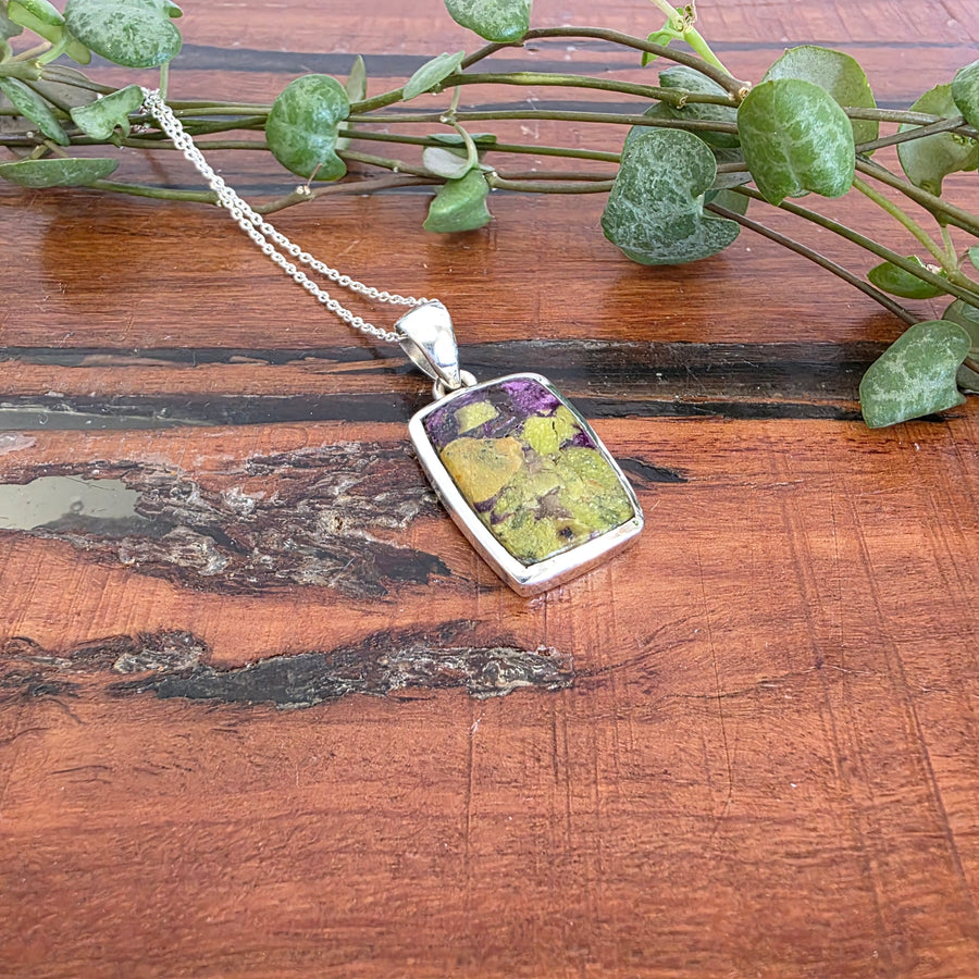 Apatite Pendant set in 925 Sterling Silver.