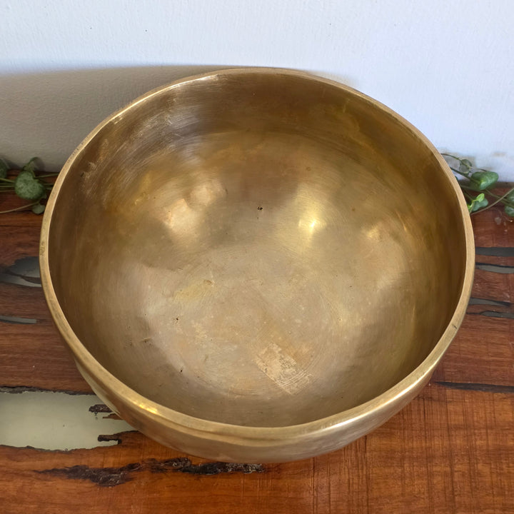 Tibetan Singing Bowl - Hand Beaten