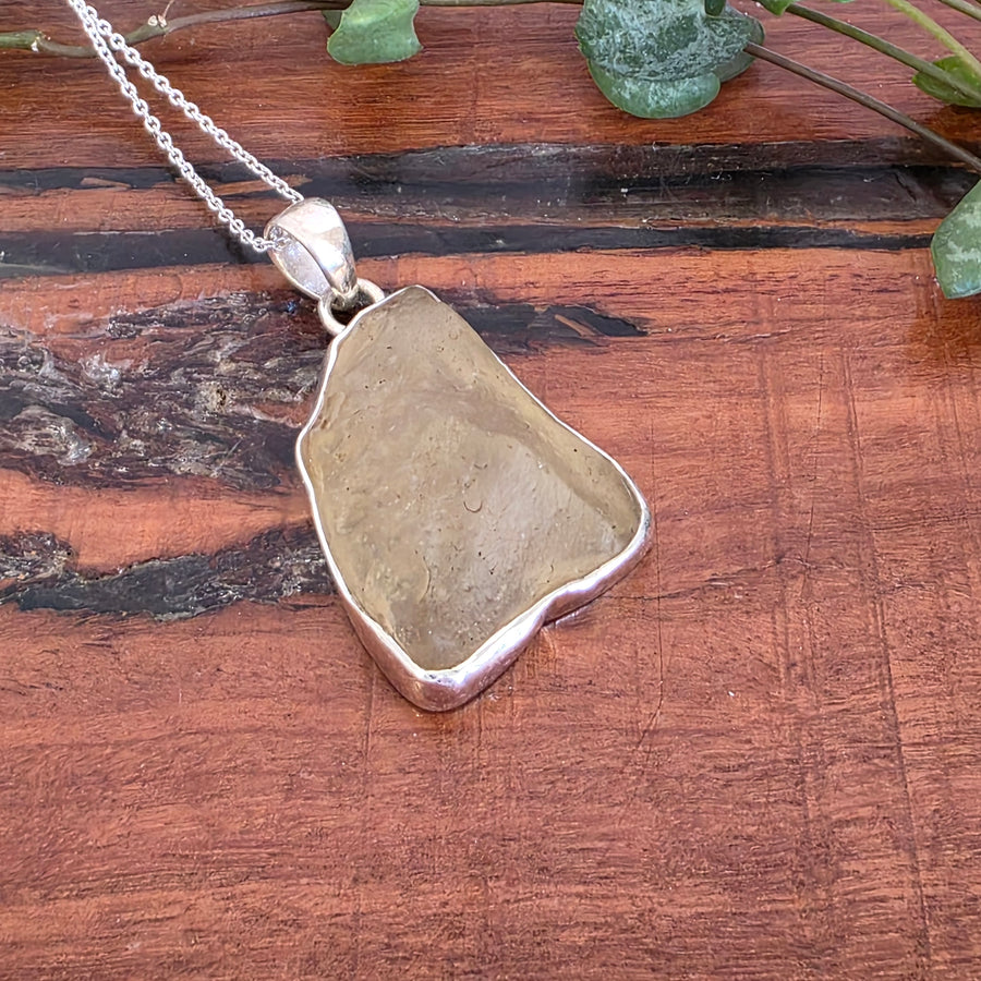 Libyan Desert Glass Pendant in 925 Sterling Silver
