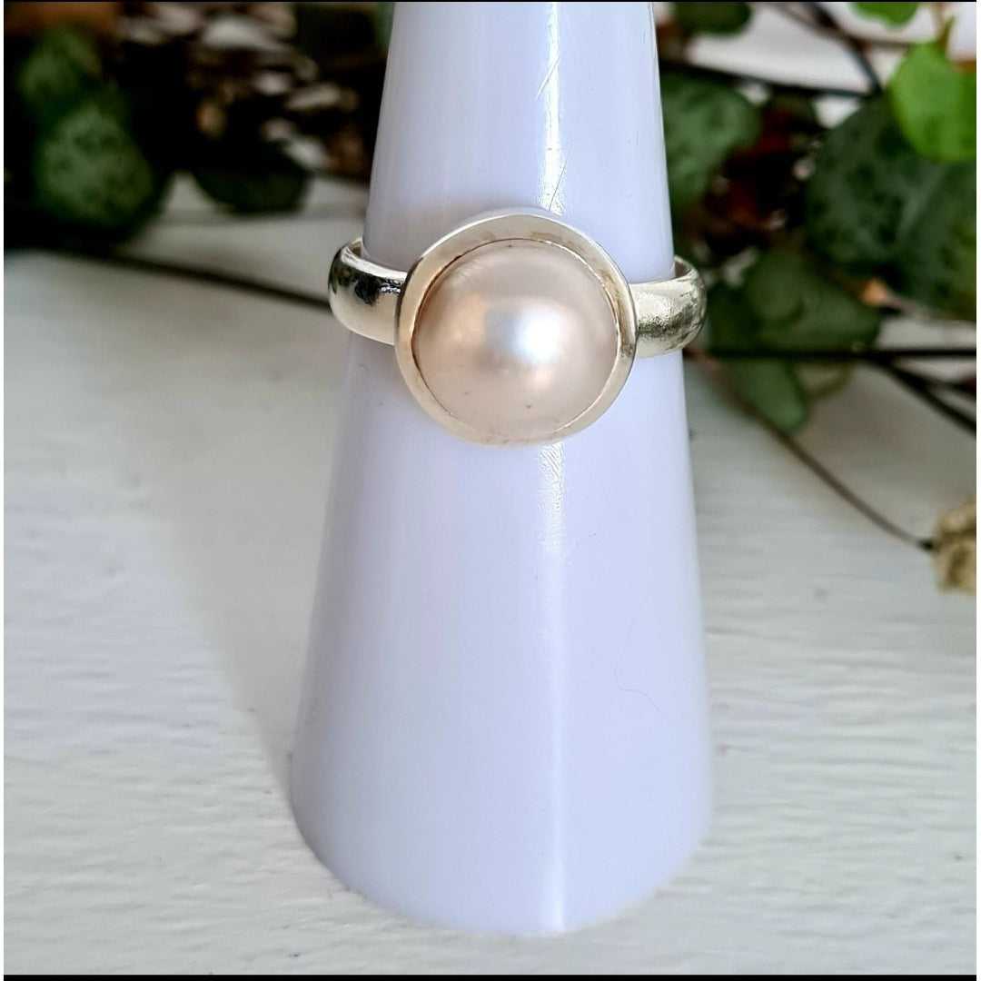 Fresh Water Pearl No 1 Ring
