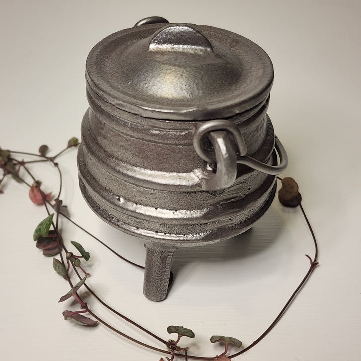 Cast Iron Cauldron - Striped Sliver