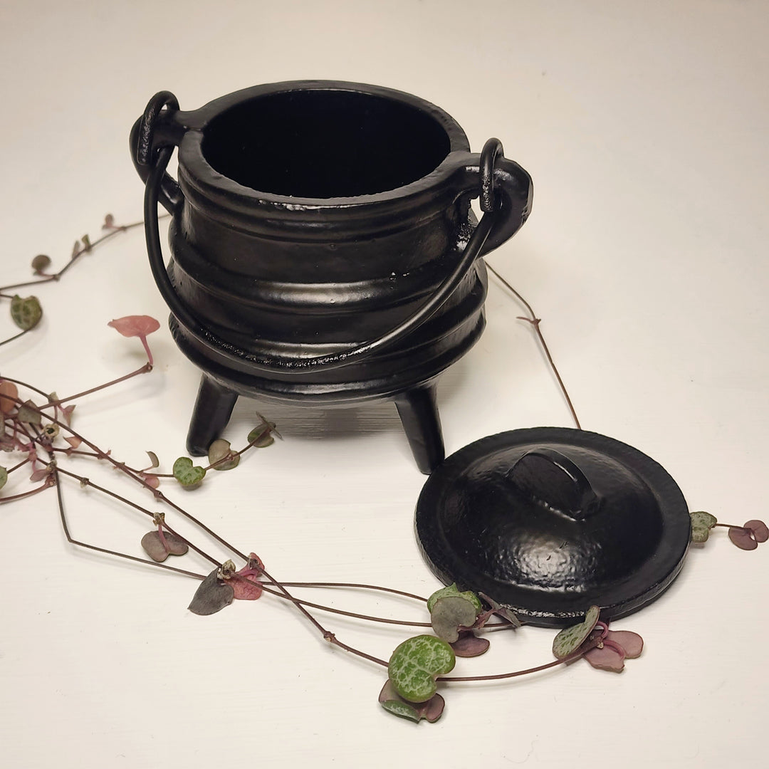 Cast Iron Cauldron - Striped