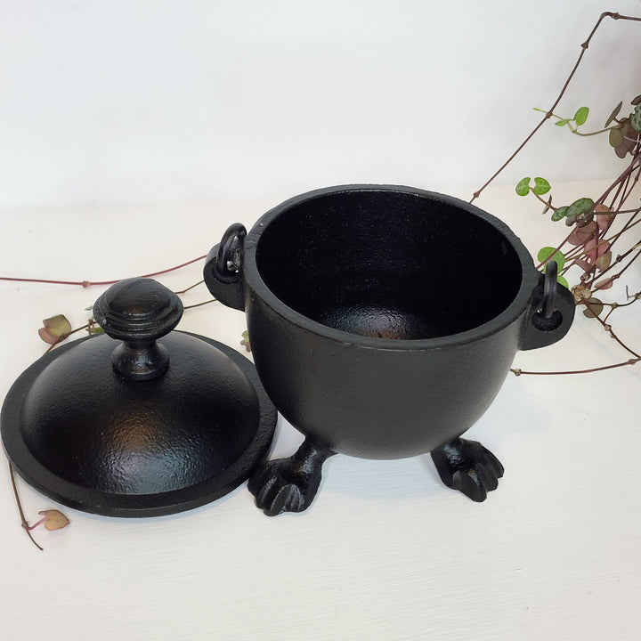 Aluminum Cauldron - With 3 Legs