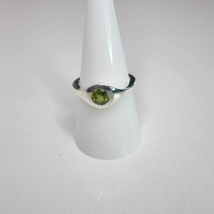 Peridot - Ring