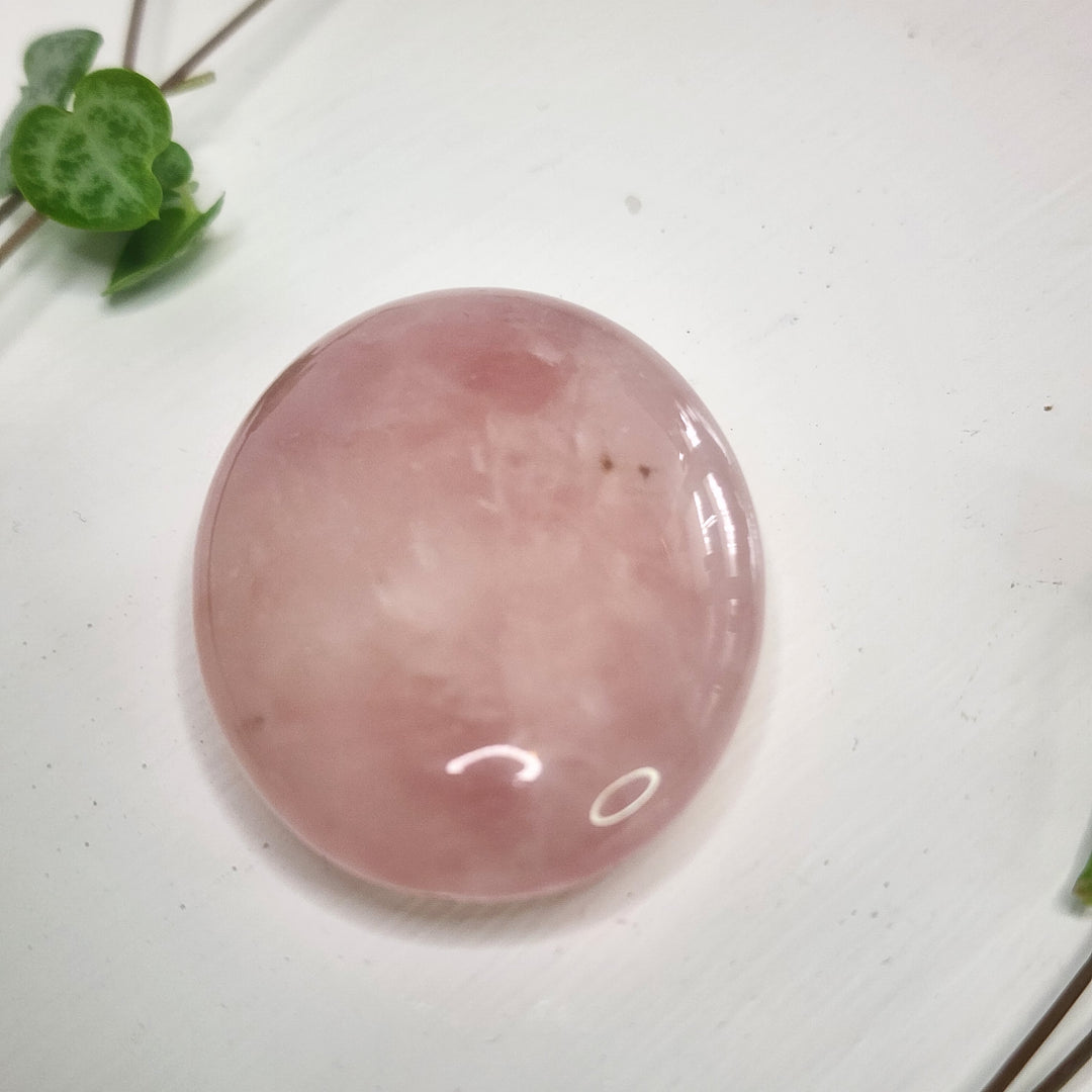 Rose Quartz - Palm Stone
