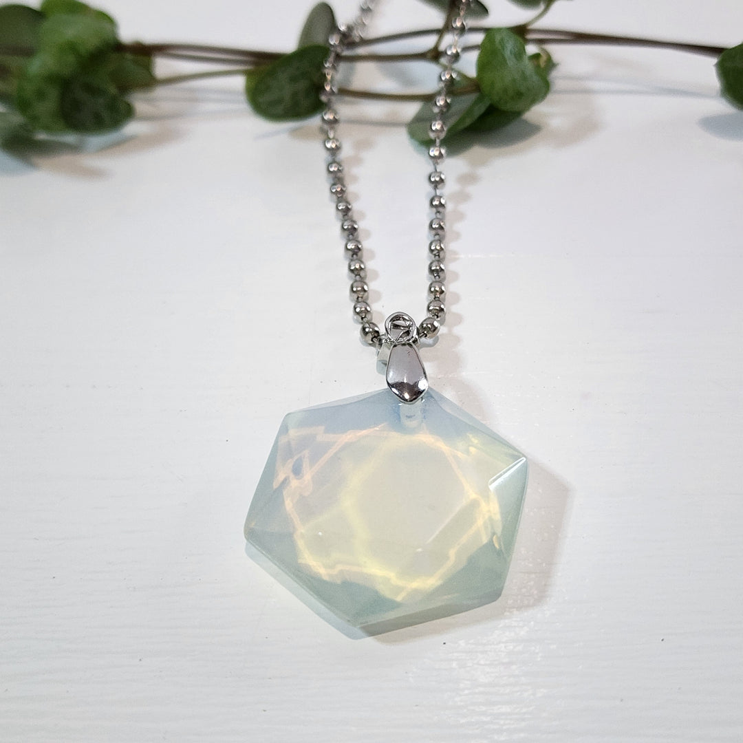 Opalite - Pendant