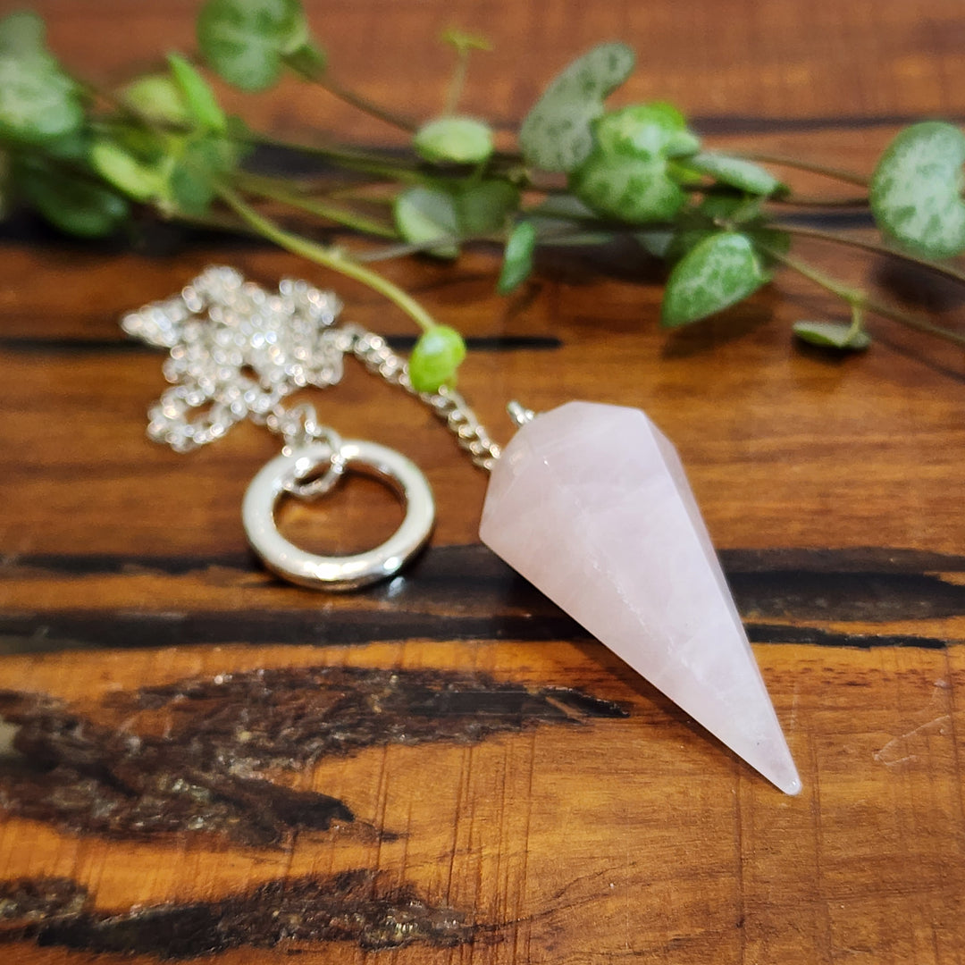 Rose Quartz - Pendulum