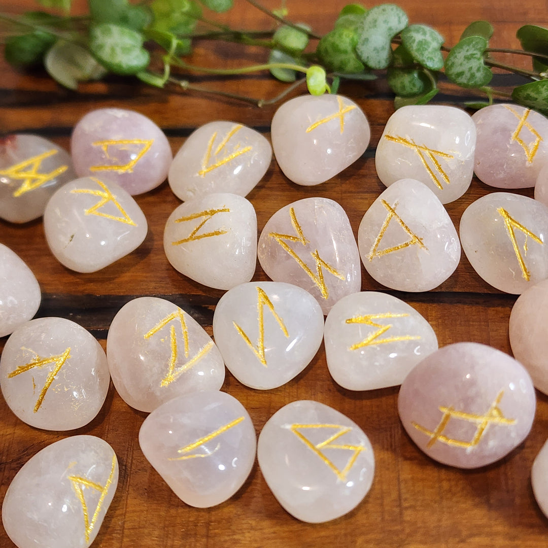 Rose Quartz - Runes