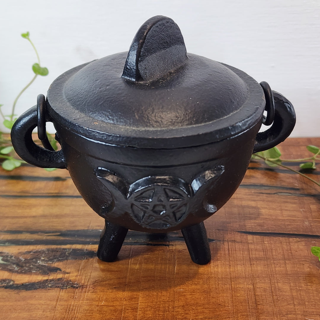 Cast Iron Cauldron - Large With Triple Moon