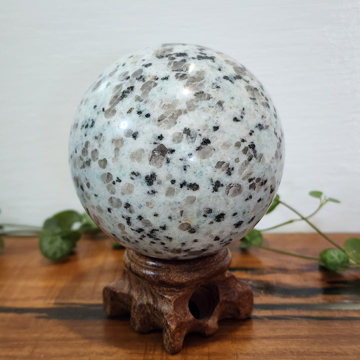 Kiwi Jasper - Spheres