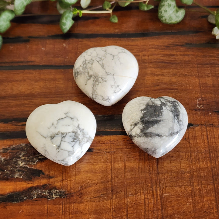 Howlite - Heart