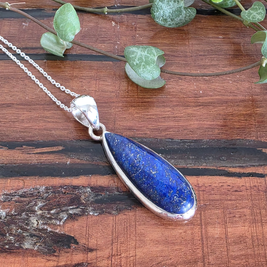  Lapis Lazuli Pendant set in 925 sterling silver