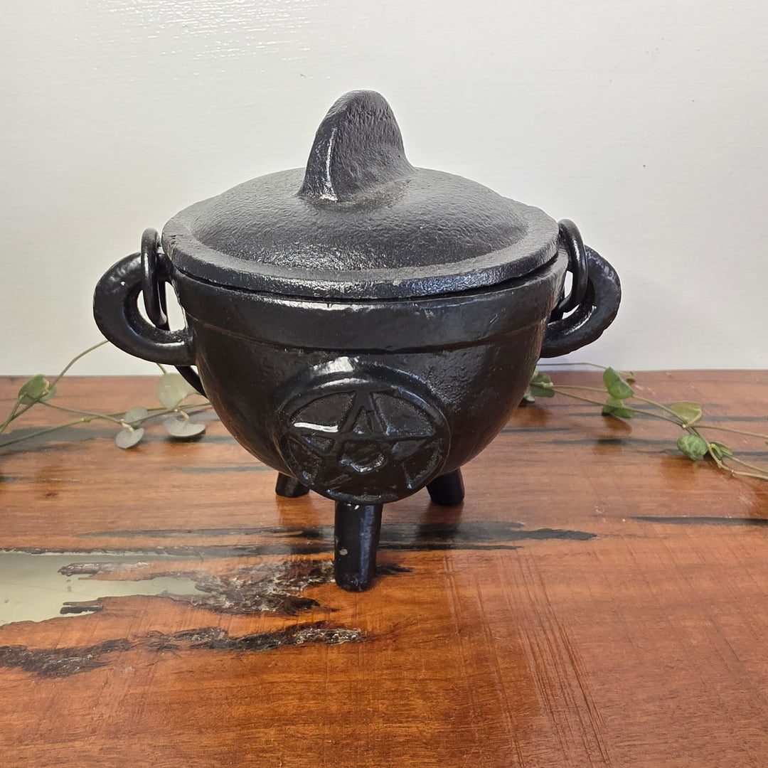 Cast Iron Cauldron - Pentacle