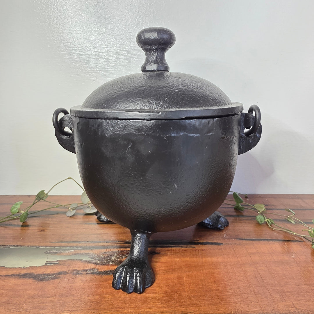 Cauldron - With 3 Legs