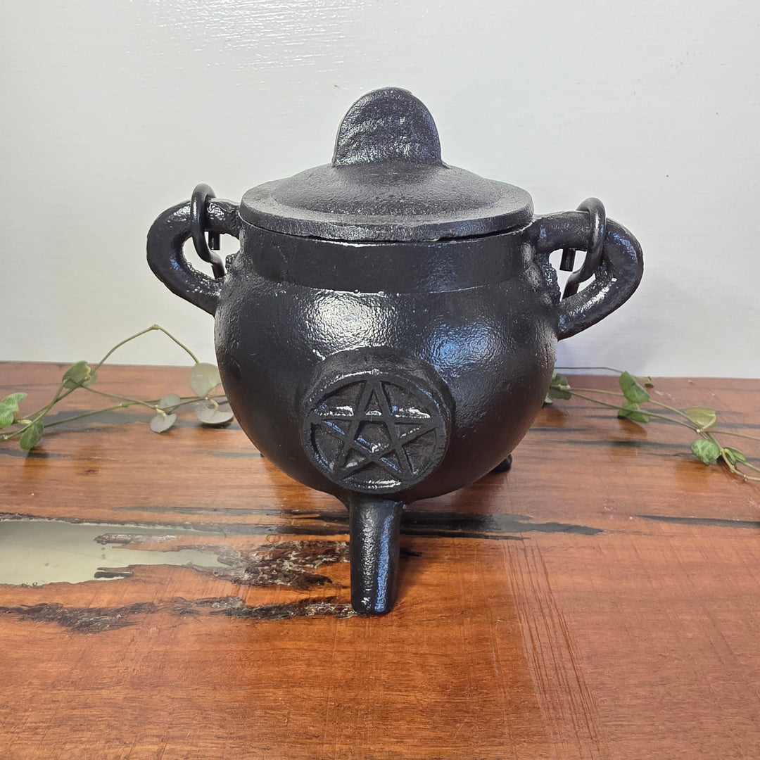 Cast Iron Cauldron - Pentacle