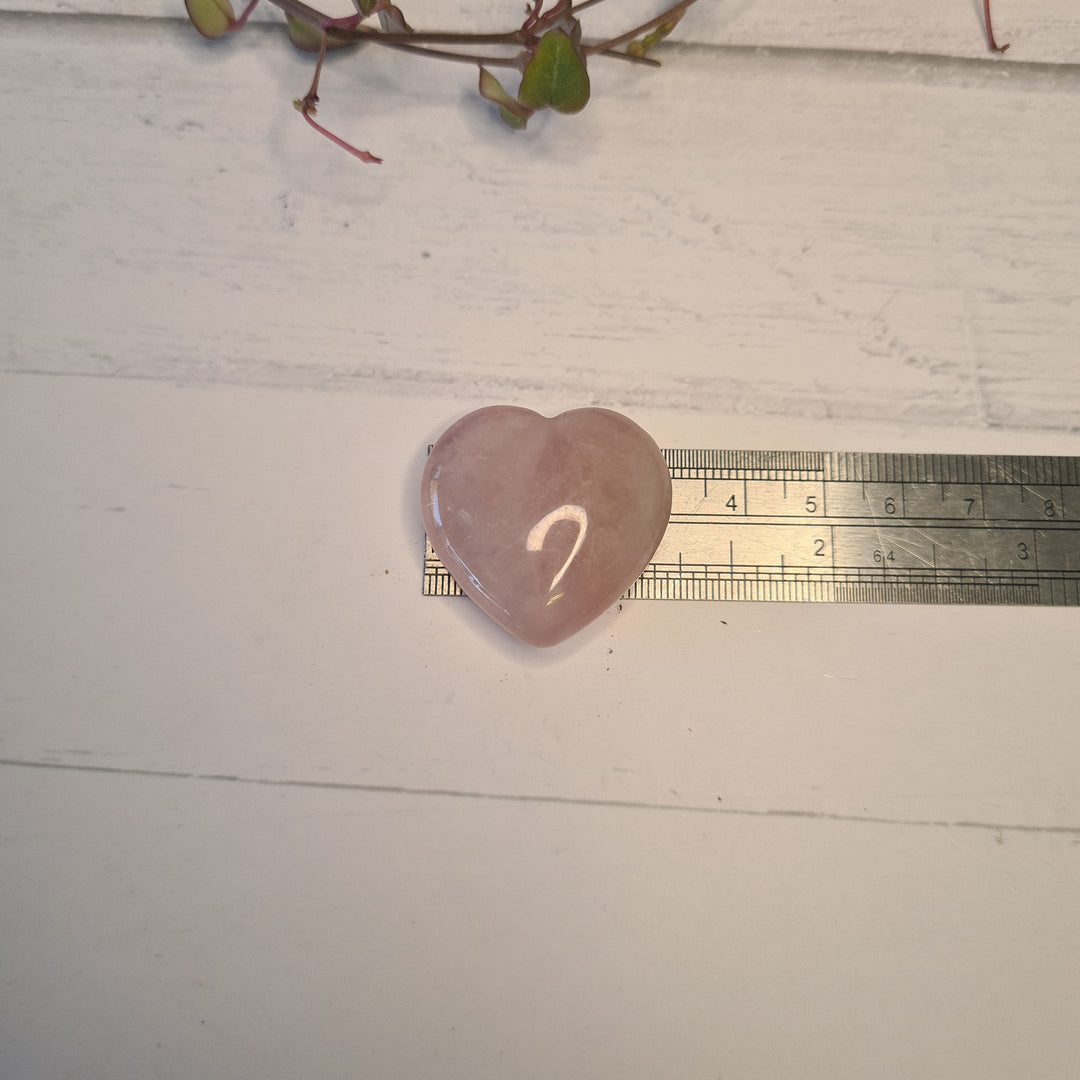 Quartz Rose - Hearts 30mm