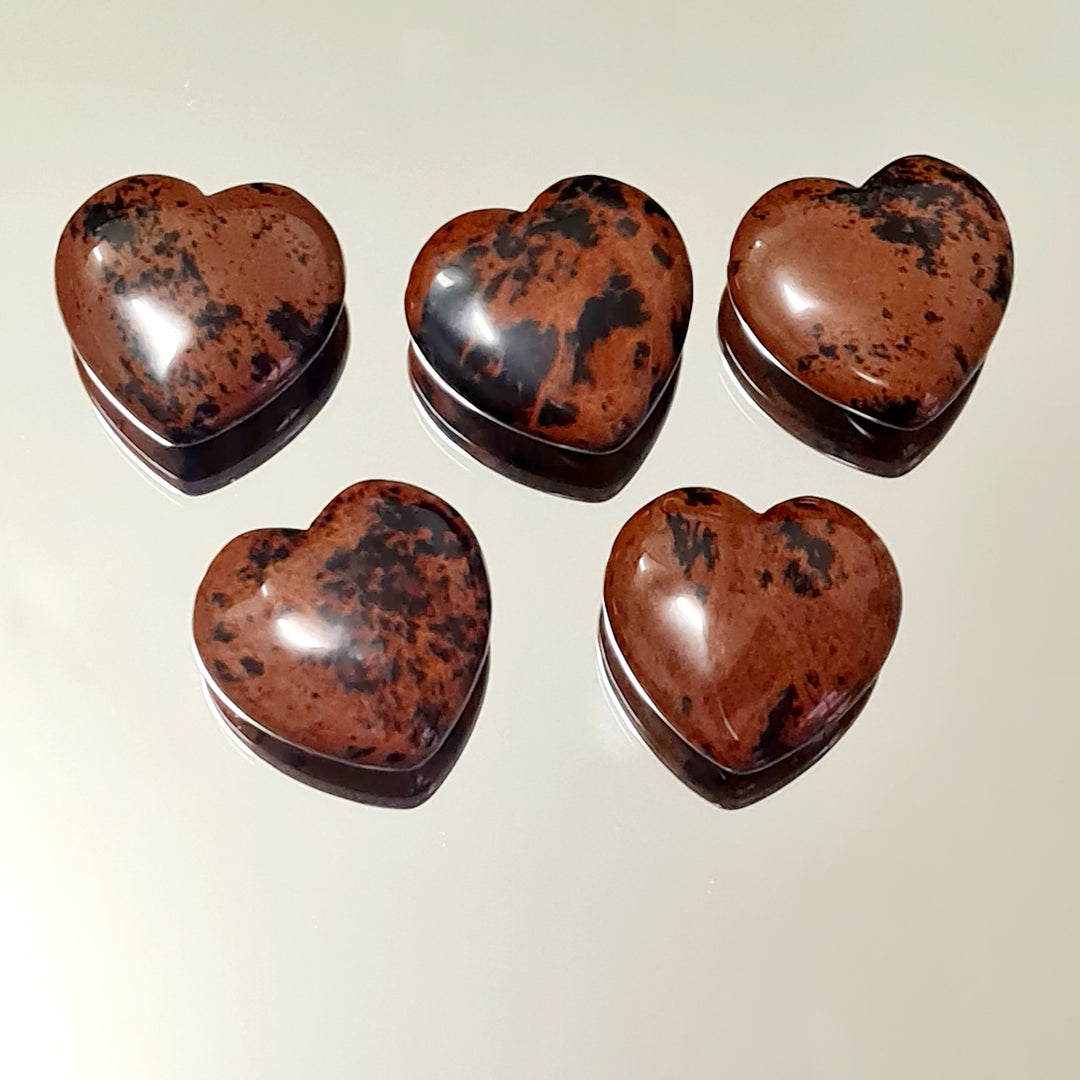 Obsidian Mahogany  - Hearts 30mm