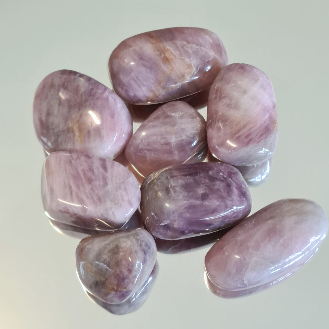 Lavender Rose Quartz - Tumbled Large - Mel'z Place