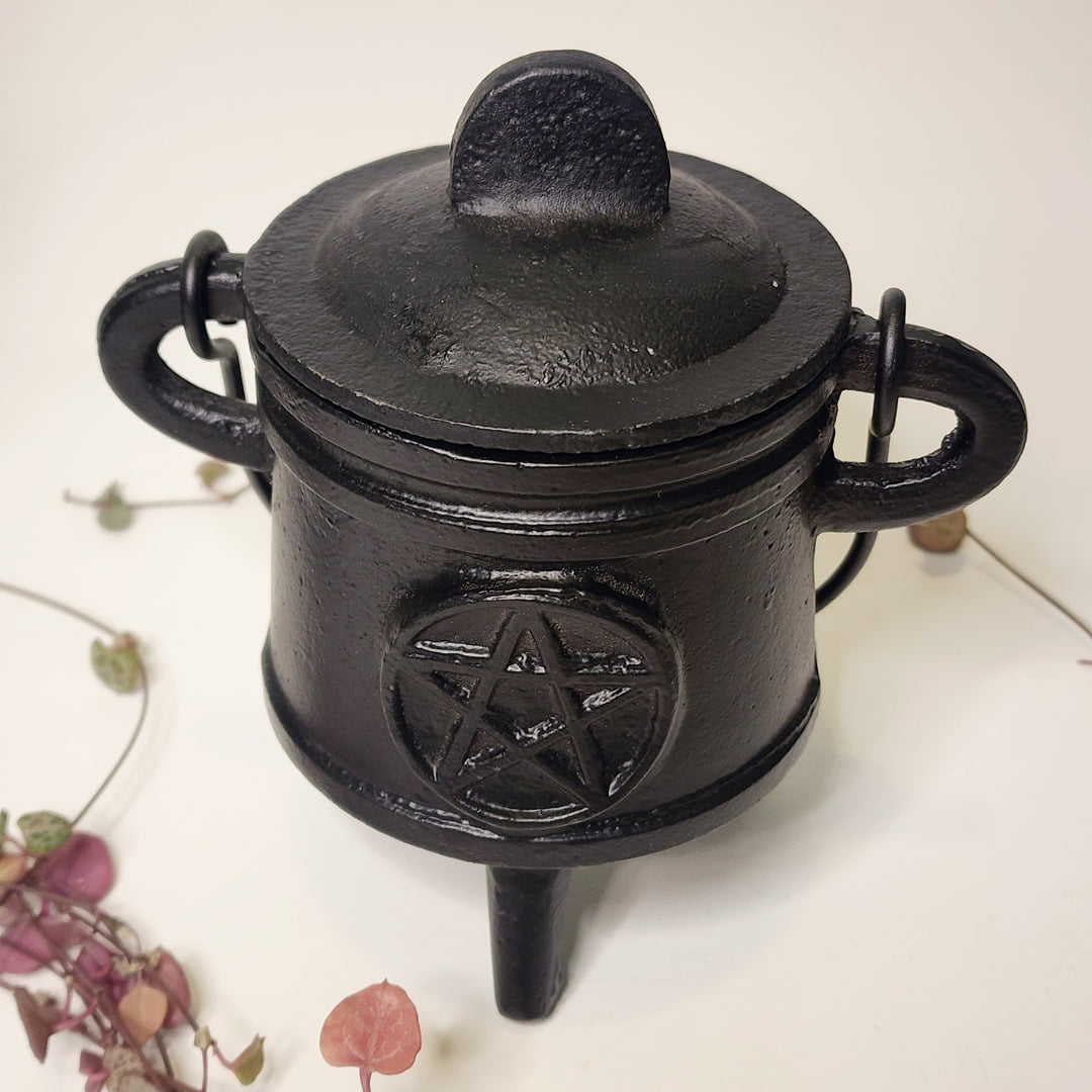 Cast Iron Cauldron - Pentacle