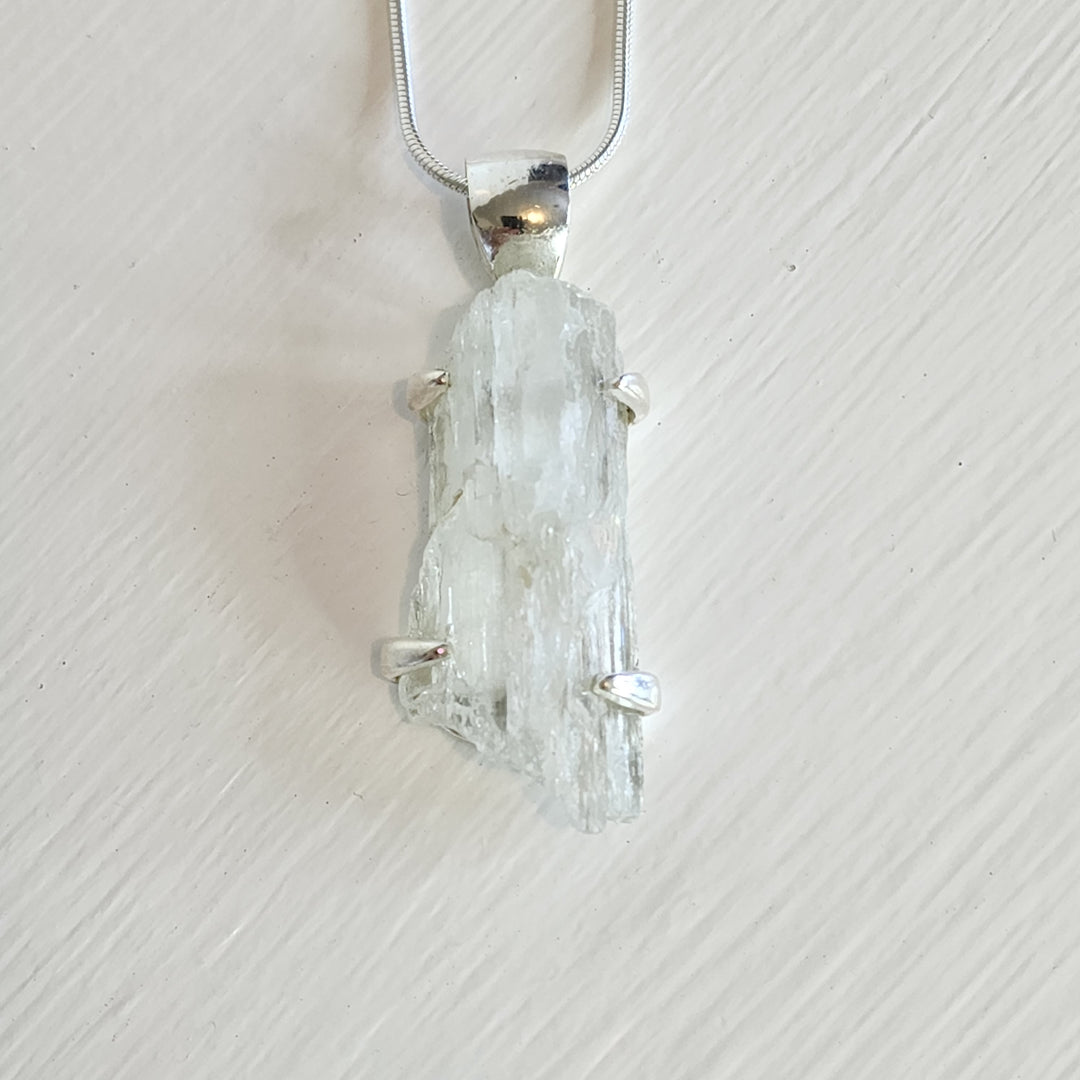 Green Kunzite Pendant set in 925 Sterling Silver
