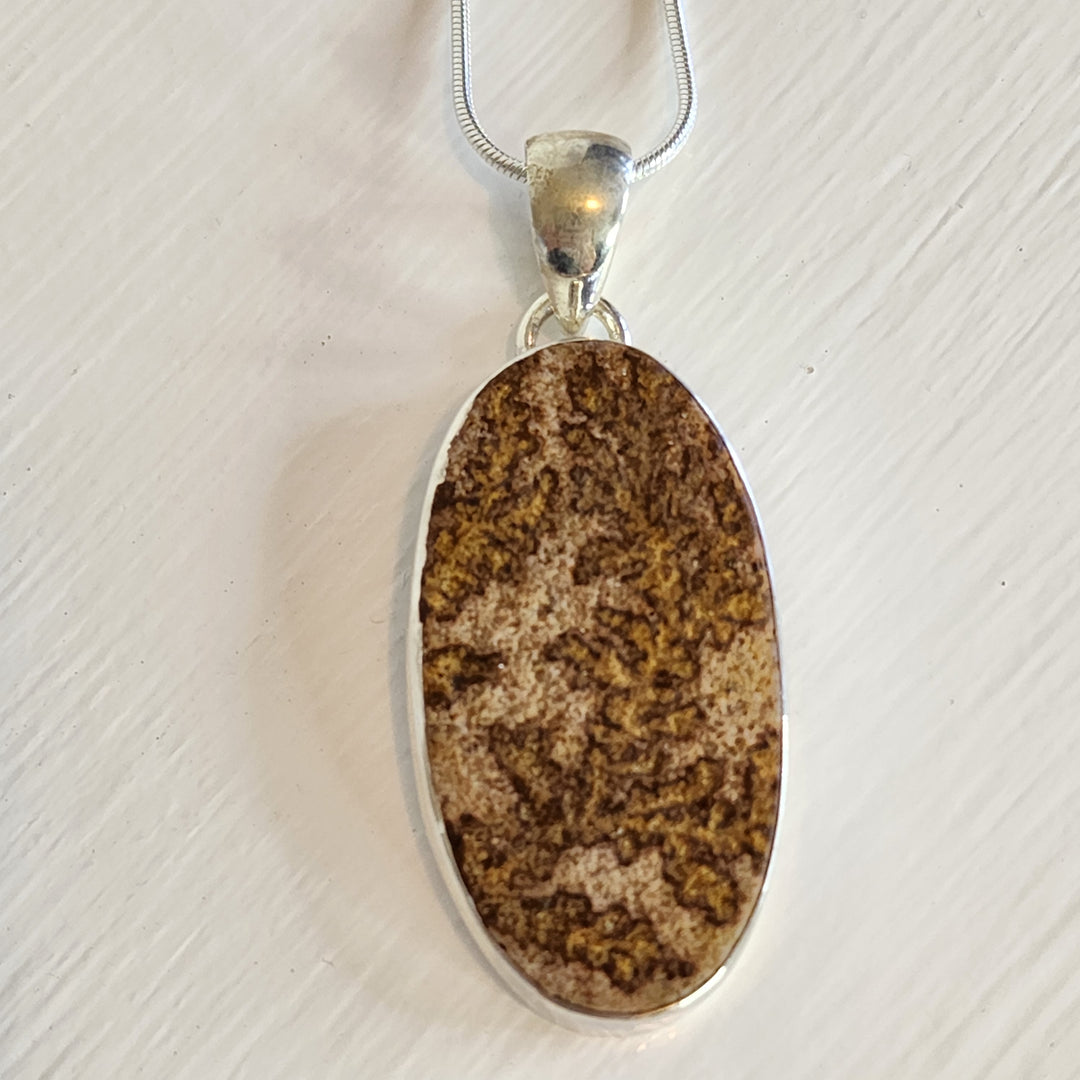 Leaf Jasper - Pendant set in 925 Sterling Silver, comes with a 45cm 935 Sterling Silver Chain.
