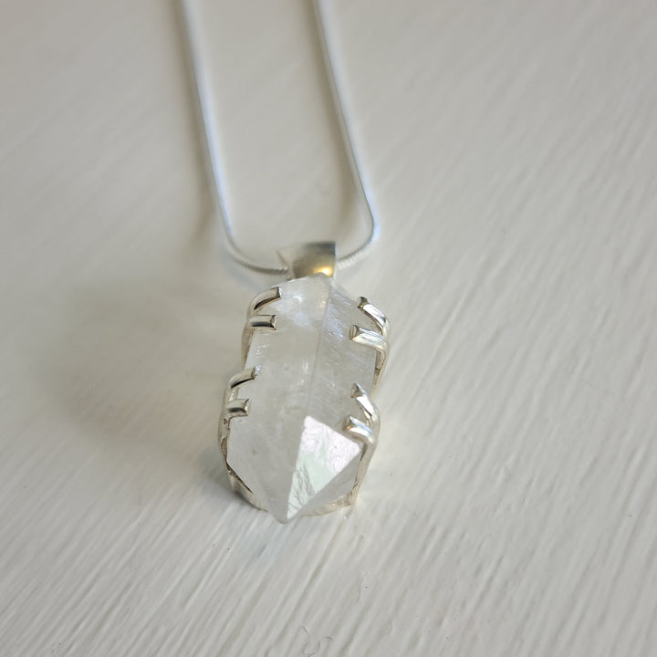 Quartz - Pendant