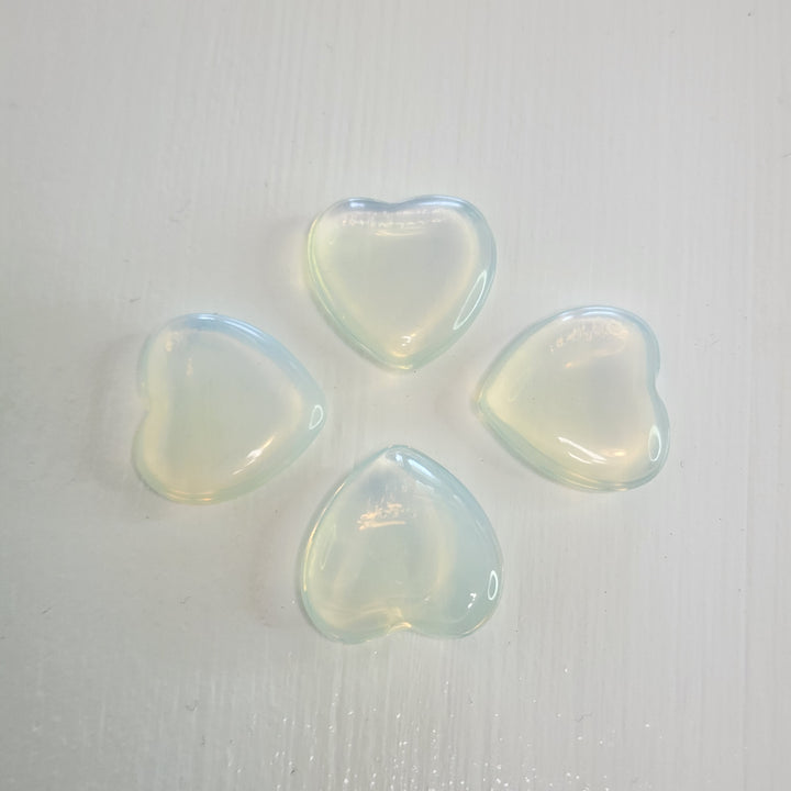 Opalite - Hearts 20mm