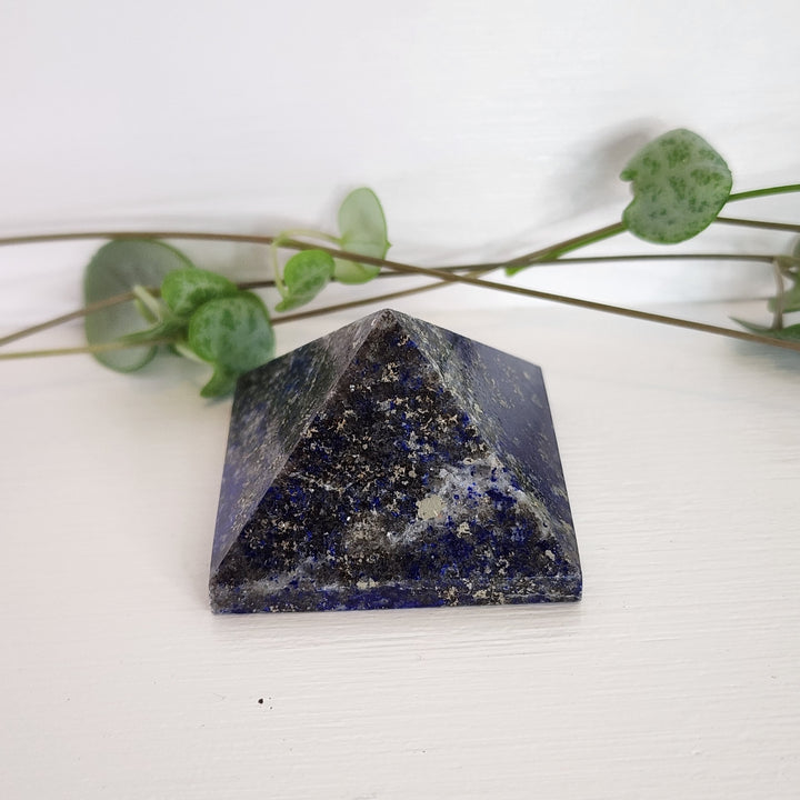 Lapis Lazuli - Pyramid